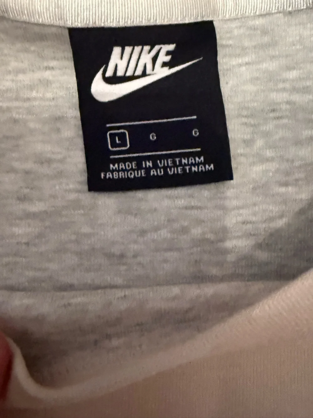 Nike Tech Fleece Pullover Sweatshirt
